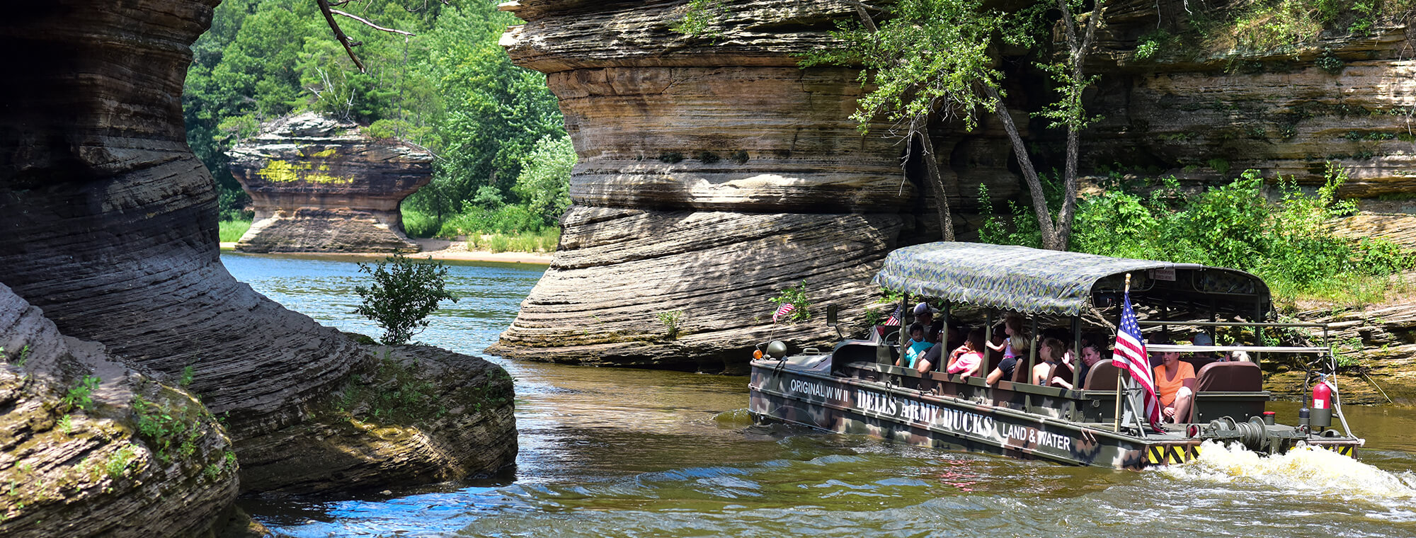 dells boat tour vs ducks