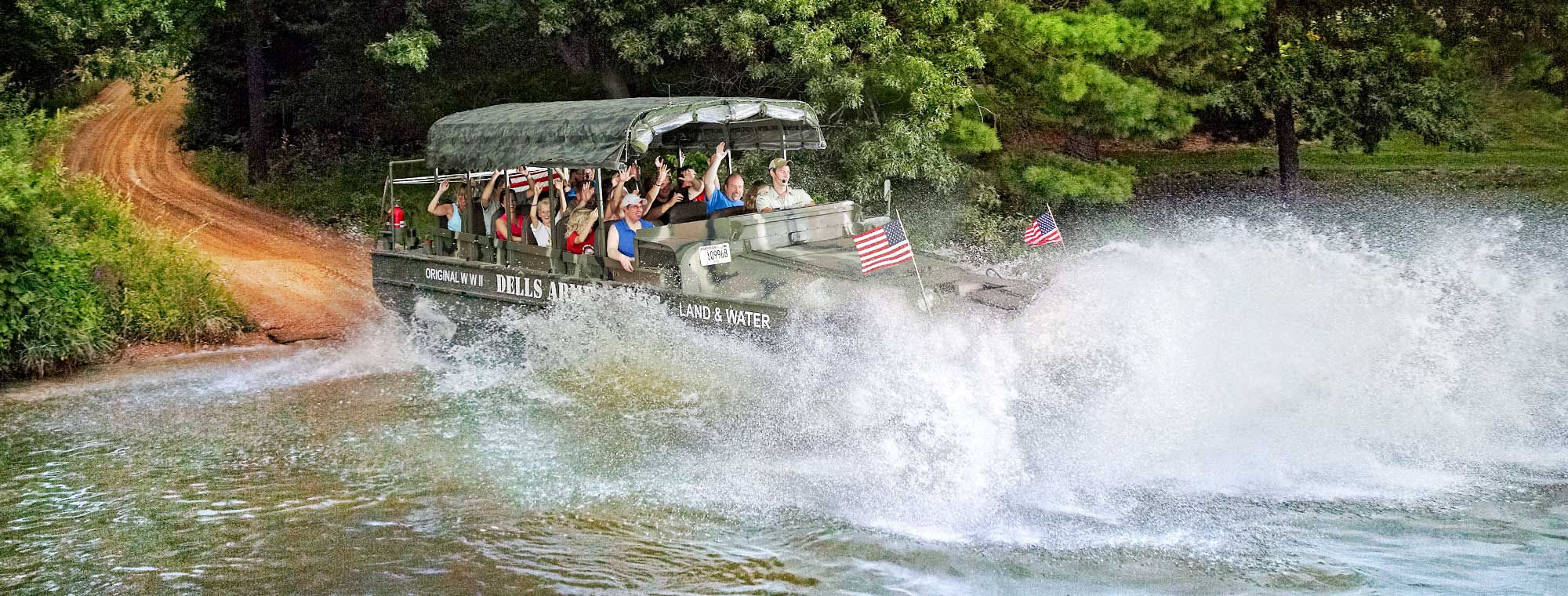 dells boat tour ducks